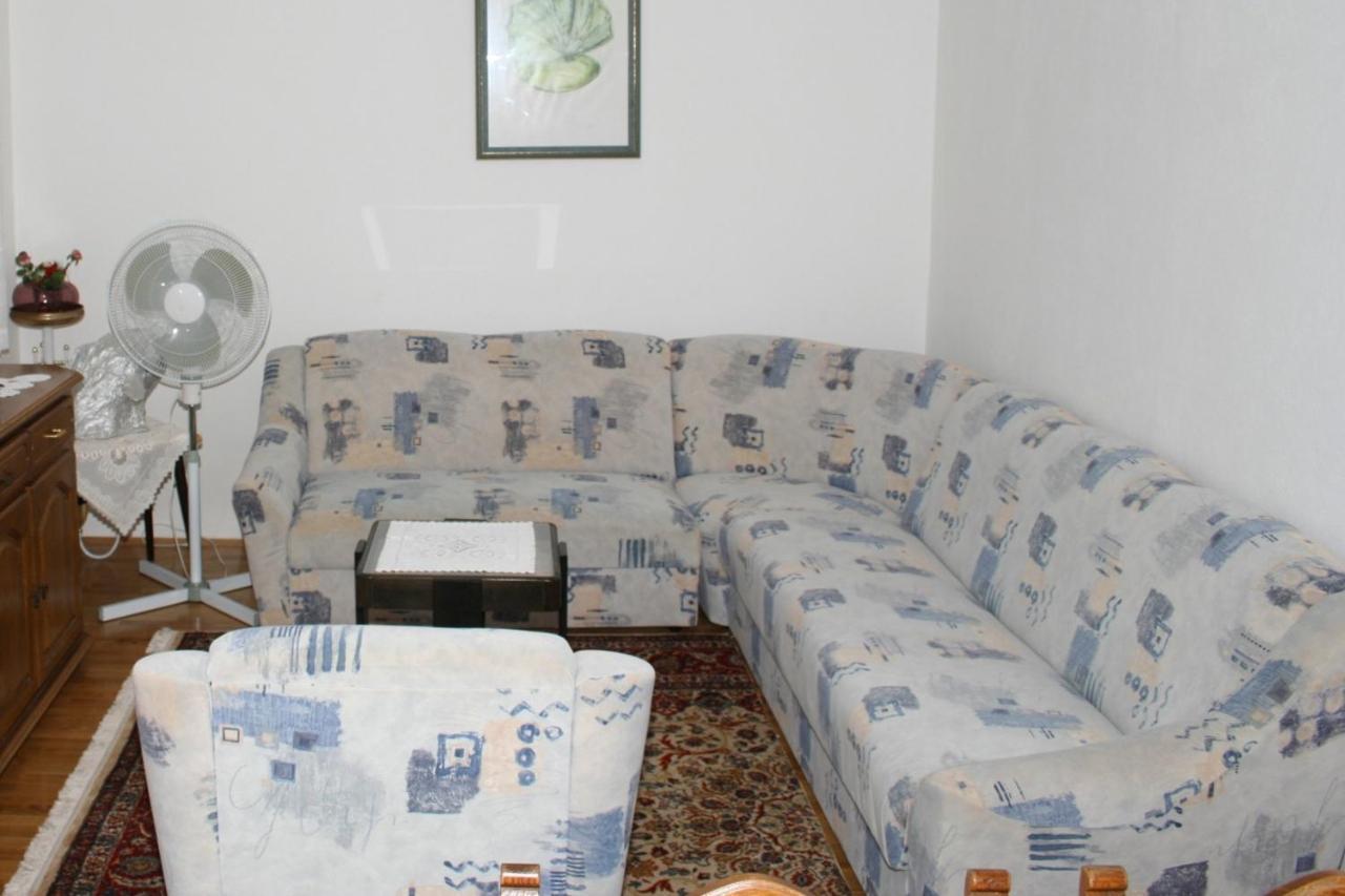 Apartments And Rooms By The Sea Sutivan, Brac - 2943 Exterior photo